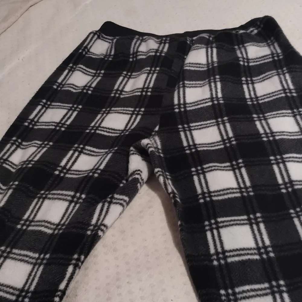 Black and white fuzzy jammies pants - Picture 3 of 6